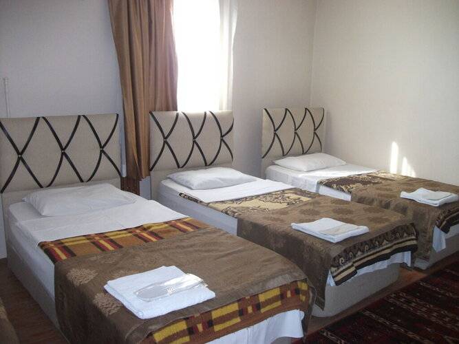 Istanbul Paris Hotel & Hostel