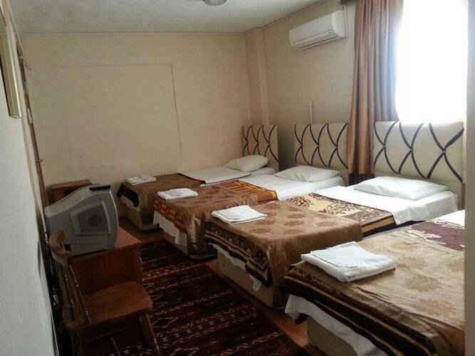 Istanbul Paris Hotel & Hostel