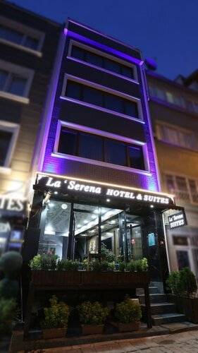 La Serena Hotel & Suites