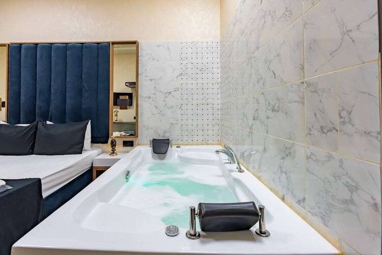 Melisa Suit Residence Hotel