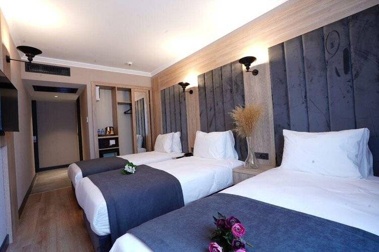 Mineo Hotel