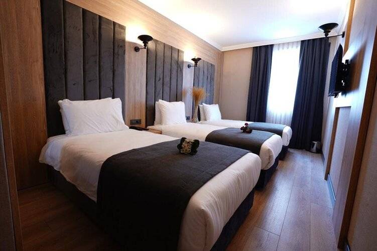 Mineo Hotel
