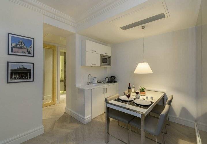 Stay Lab Taksim 15 Suites