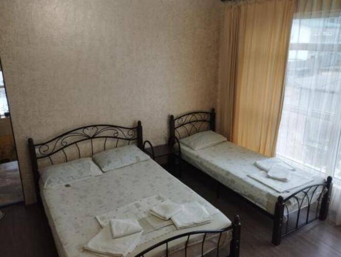 Элеонора