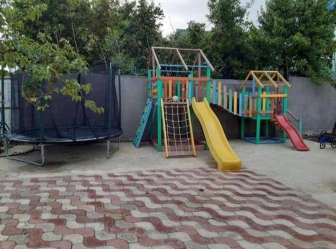 Элеонора