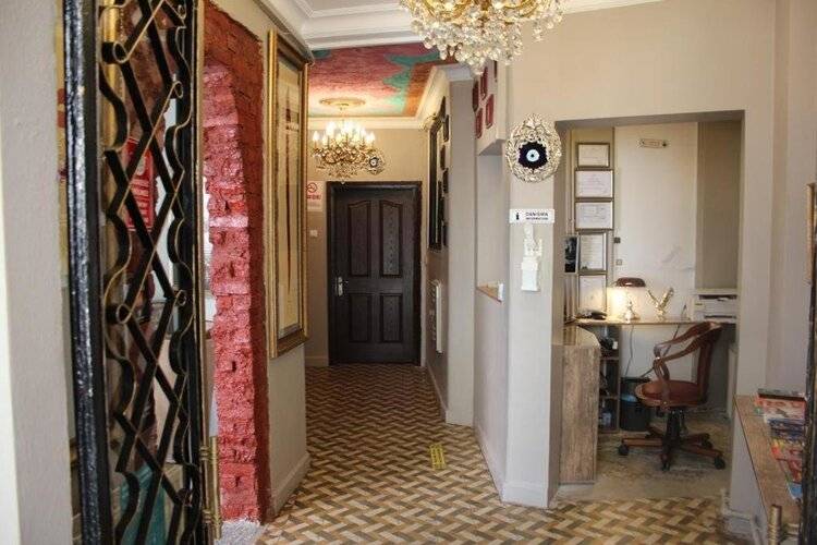 Bahaus Guesthouse Hostel