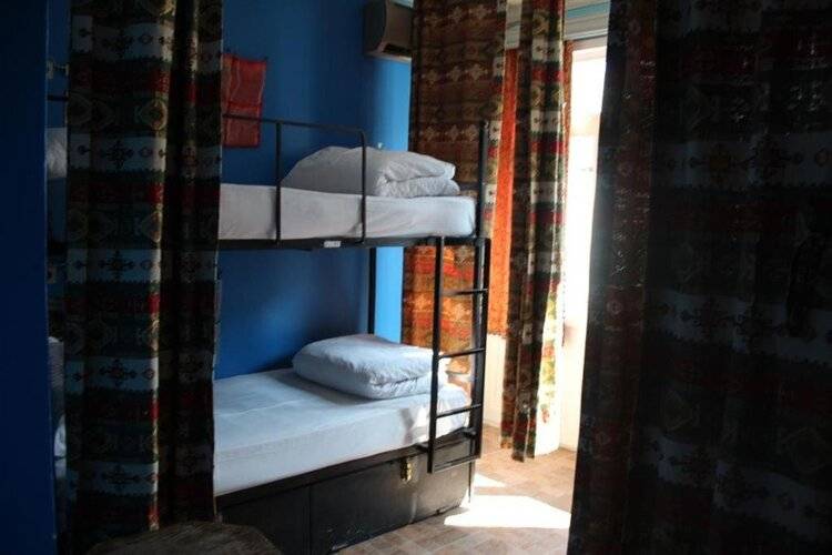 Bahaus Guesthouse Hostel