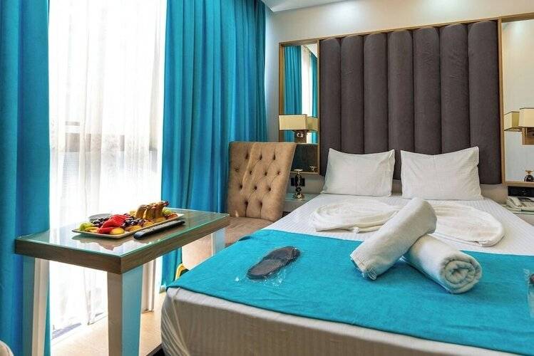 Black Palace Hotel