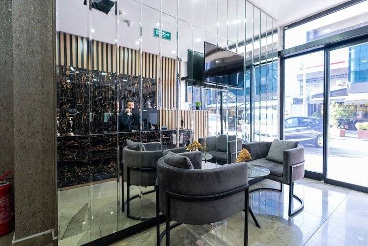 Black Palace Hotel