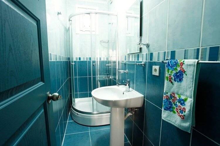Blue Suites By V