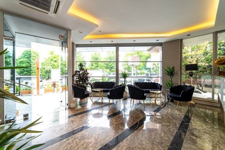 Garden Room Suit Hotel