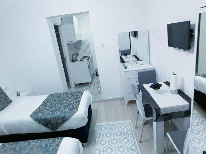 Golden Life Apart Hotel
