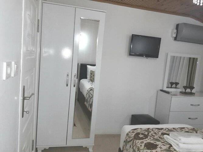 Golden Life Apart Hotel