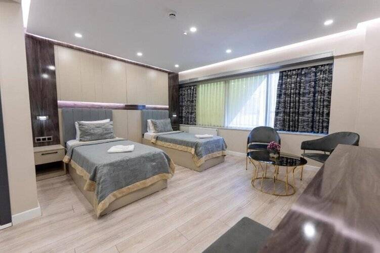 Meros Hotel