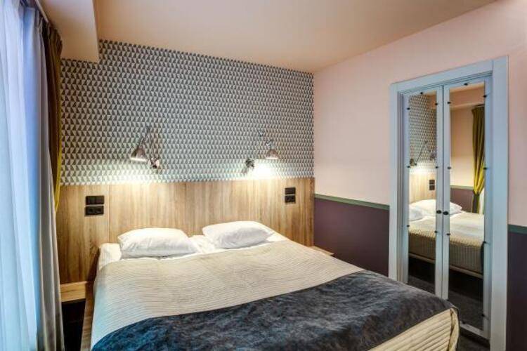Mops Hotel And Spa (Мопс)