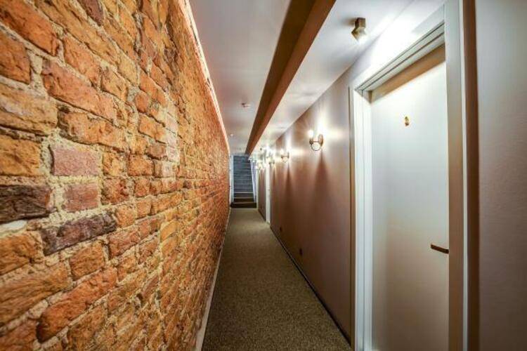 Mops Hotel And Spa (Мопс)