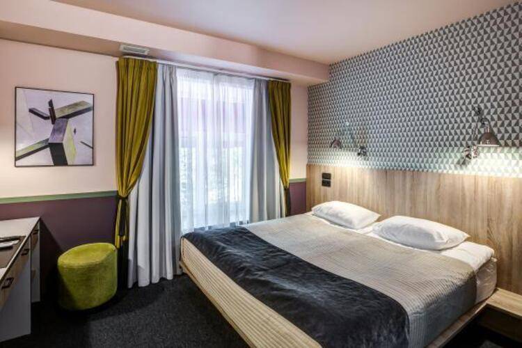 Mops Hotel And Spa (Мопс)
