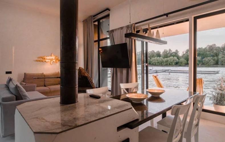 White Mare На Крестовском (Вайт Маре)