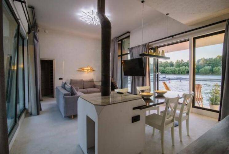 White Mare На Крестовском (Вайт Маре)