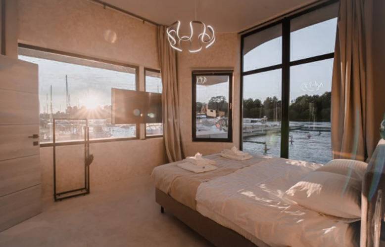 White Mare На Крестовском (Вайт Маре)