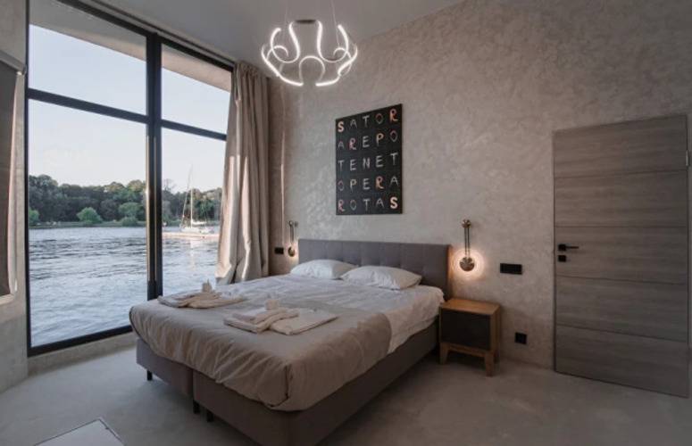 White Mare На Крестовском (Вайт Маре)