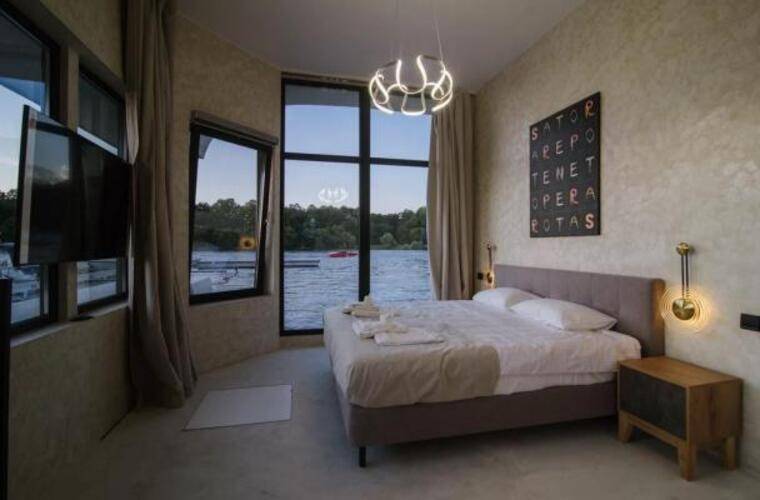 White Mare На Крестовском (Вайт Маре)