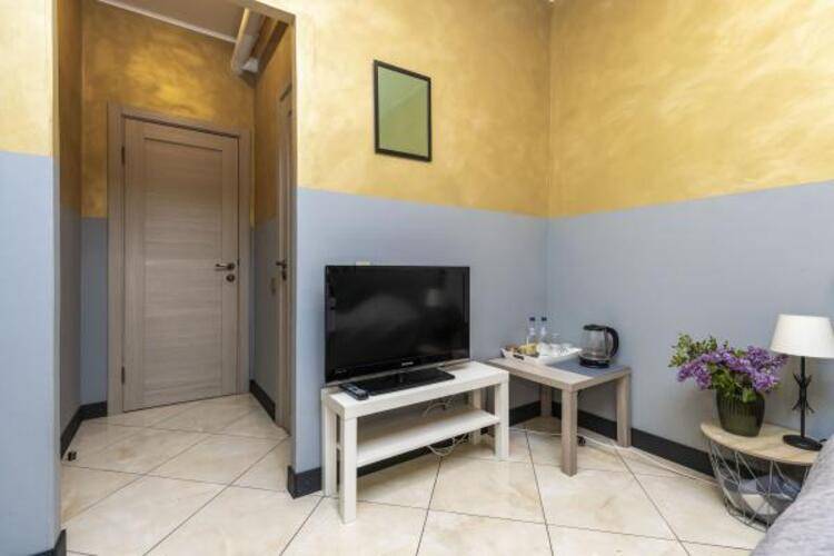Goldie Home (Голди Хоум)