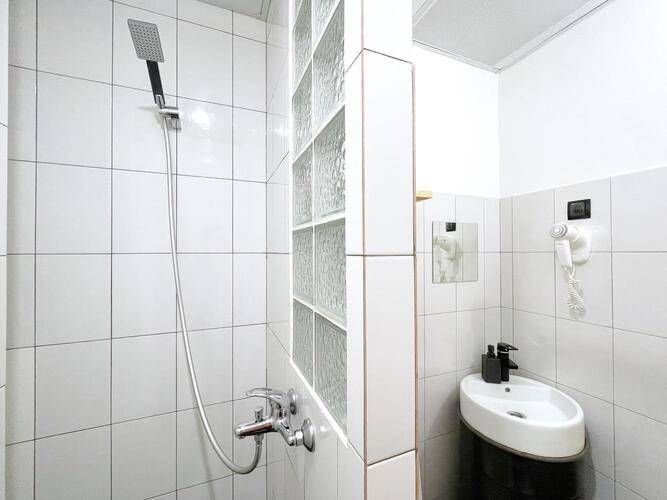 Bookcase Hotel&Hostel(Буккейс Отель&Хостел)