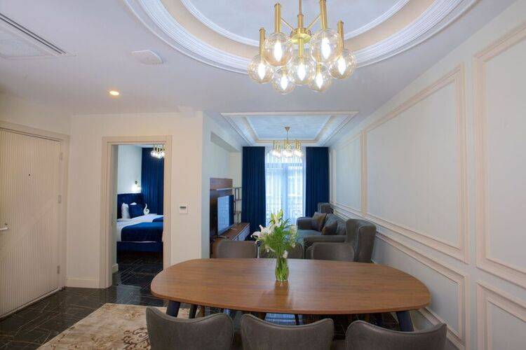 Princely Suites