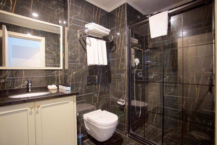 Princely Suites