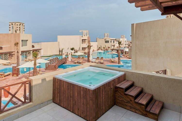 True Beach Resort