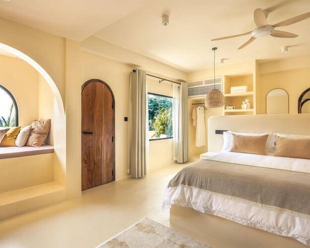 Isla Retreat