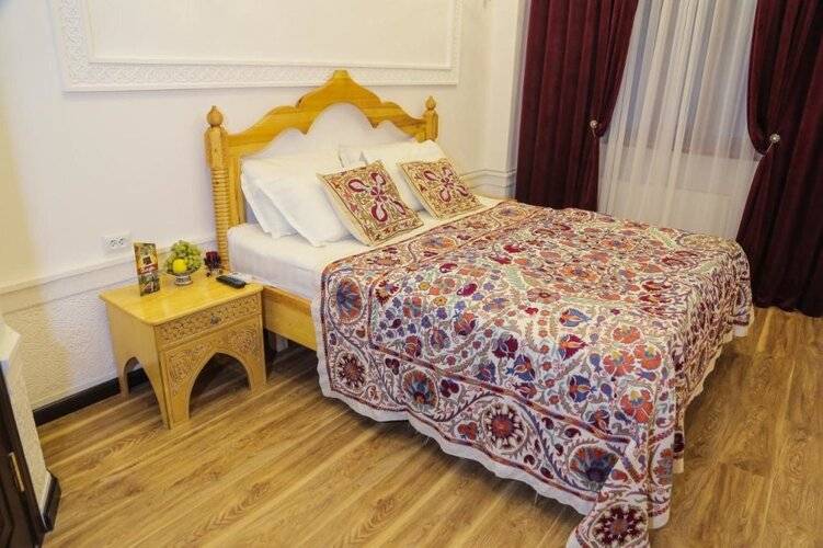 Hotel Khurjin