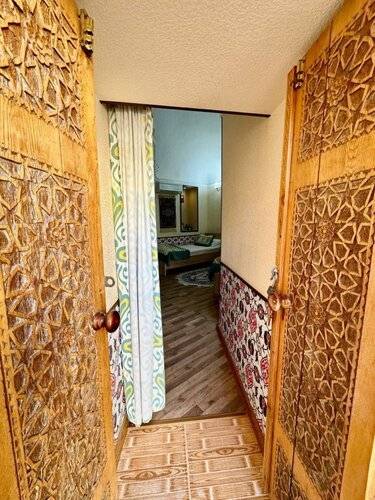 Hotel Khurjin