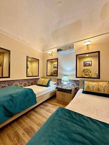 Hotel Khurjin