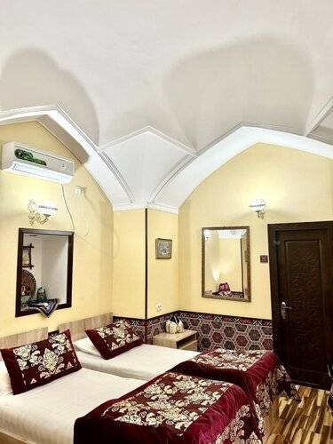 Hotel Khurjin