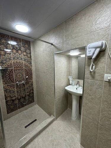 Hotel Khurjin