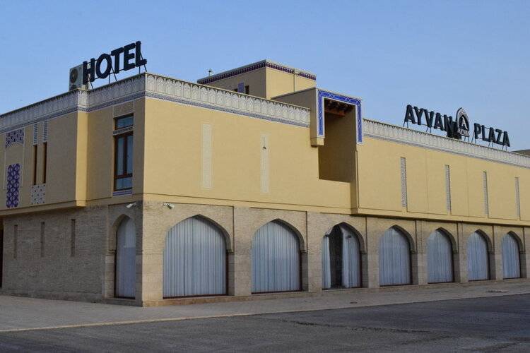 Отель Ayvan Plaza