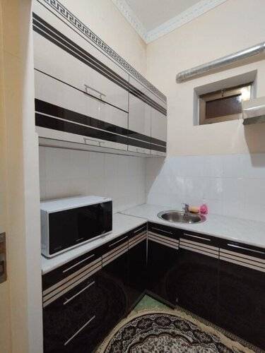 Отель Orom