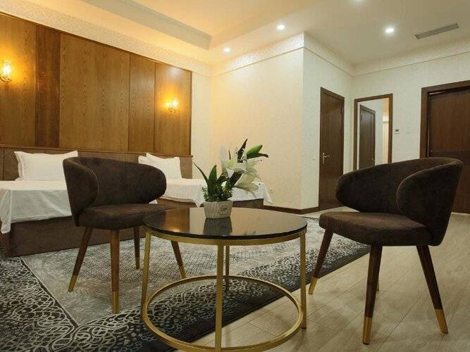 Отель Paradise Plaza Luxury