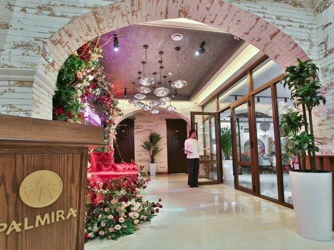 Отель Paradise Plaza Luxury