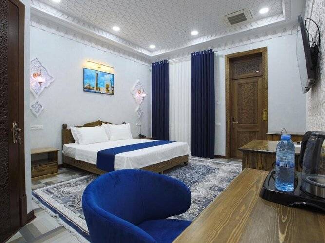 Отель Paradise Plaza Luxury