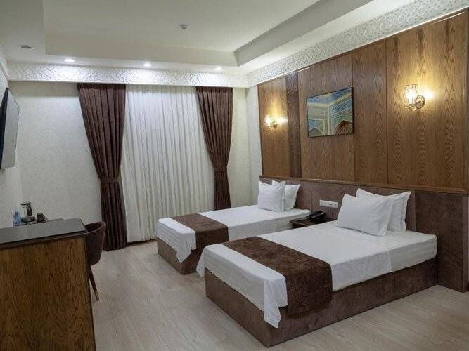 Отель Paradise Plaza Luxury