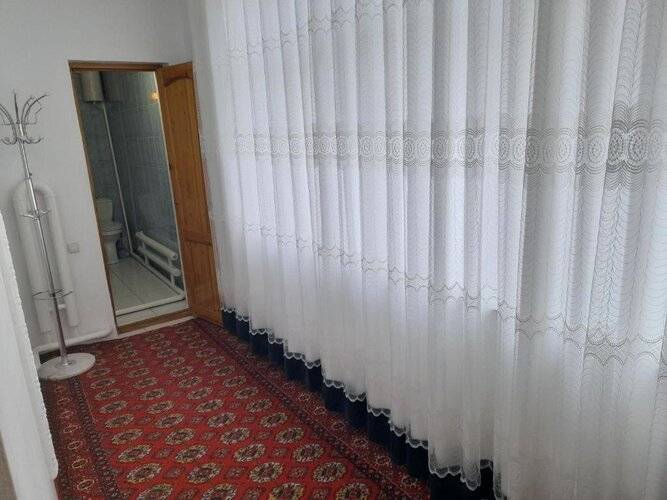 Отель Parvina