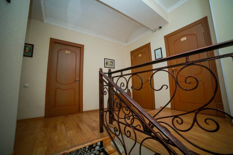 Отель Rayhon