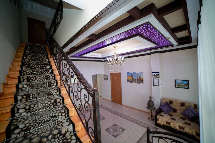 Отель Rayhon