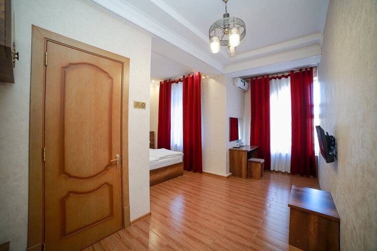 Отель Rayhon