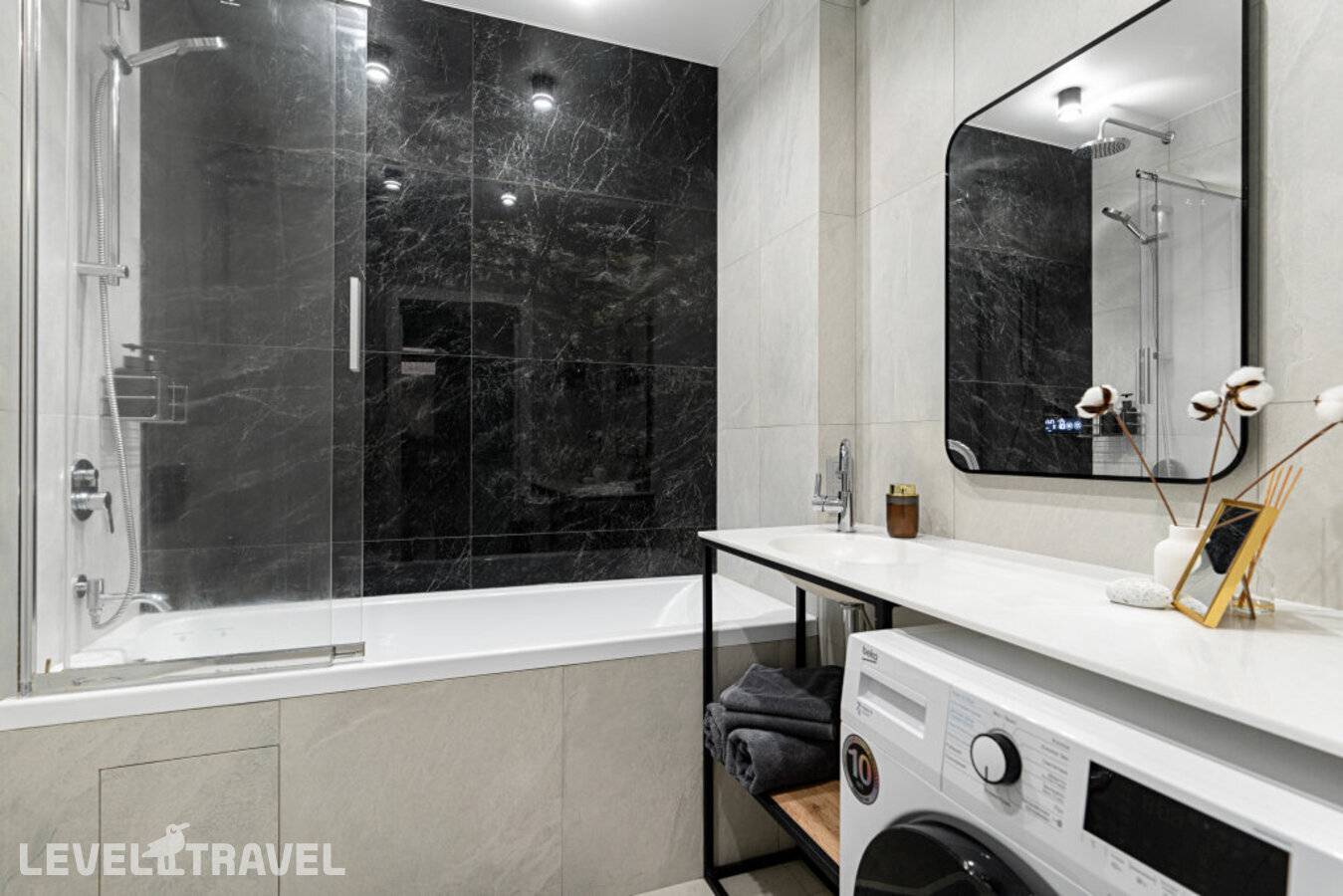 фотографии отеля Апартаменты Возле Мега-Молл В Стиле Минимализм в Россия(Советский район) - фото №12