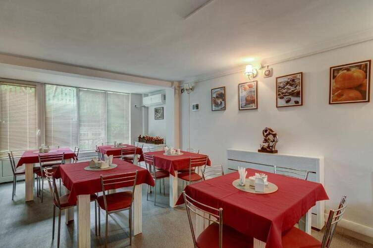 Liva Hotel