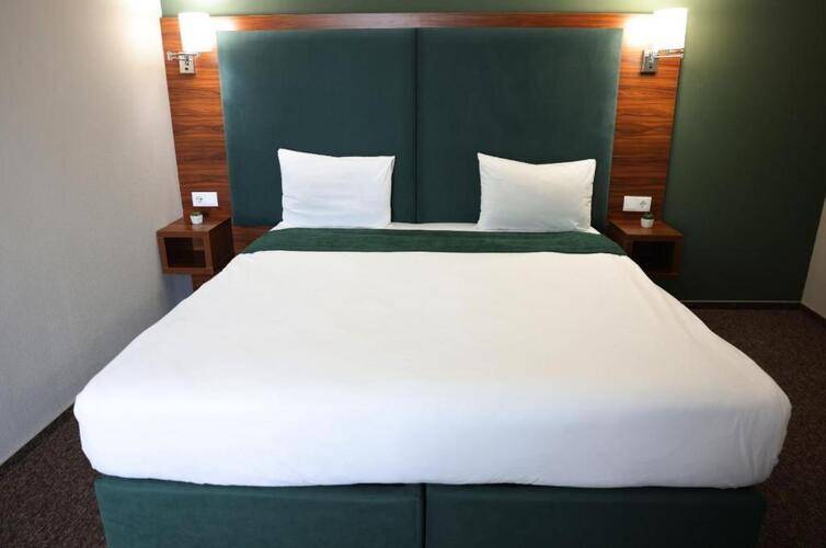 Green Tower Hotel